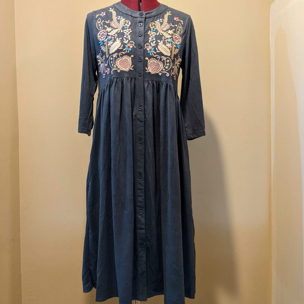 Hidden Alley Dark Grey Boho Floral Embroidered Midi Dress with Pockets S/M